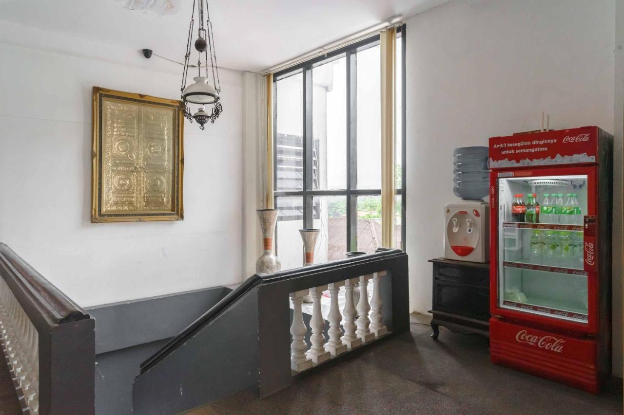 Urbanview Hotel Ananda Syariah By Reddoorz บูกิตติงกี ภายนอก รูปภาพ